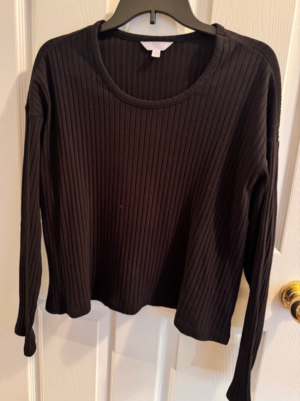Time and Tru Black Ribbed Long Sleeve Scoop Neck Top